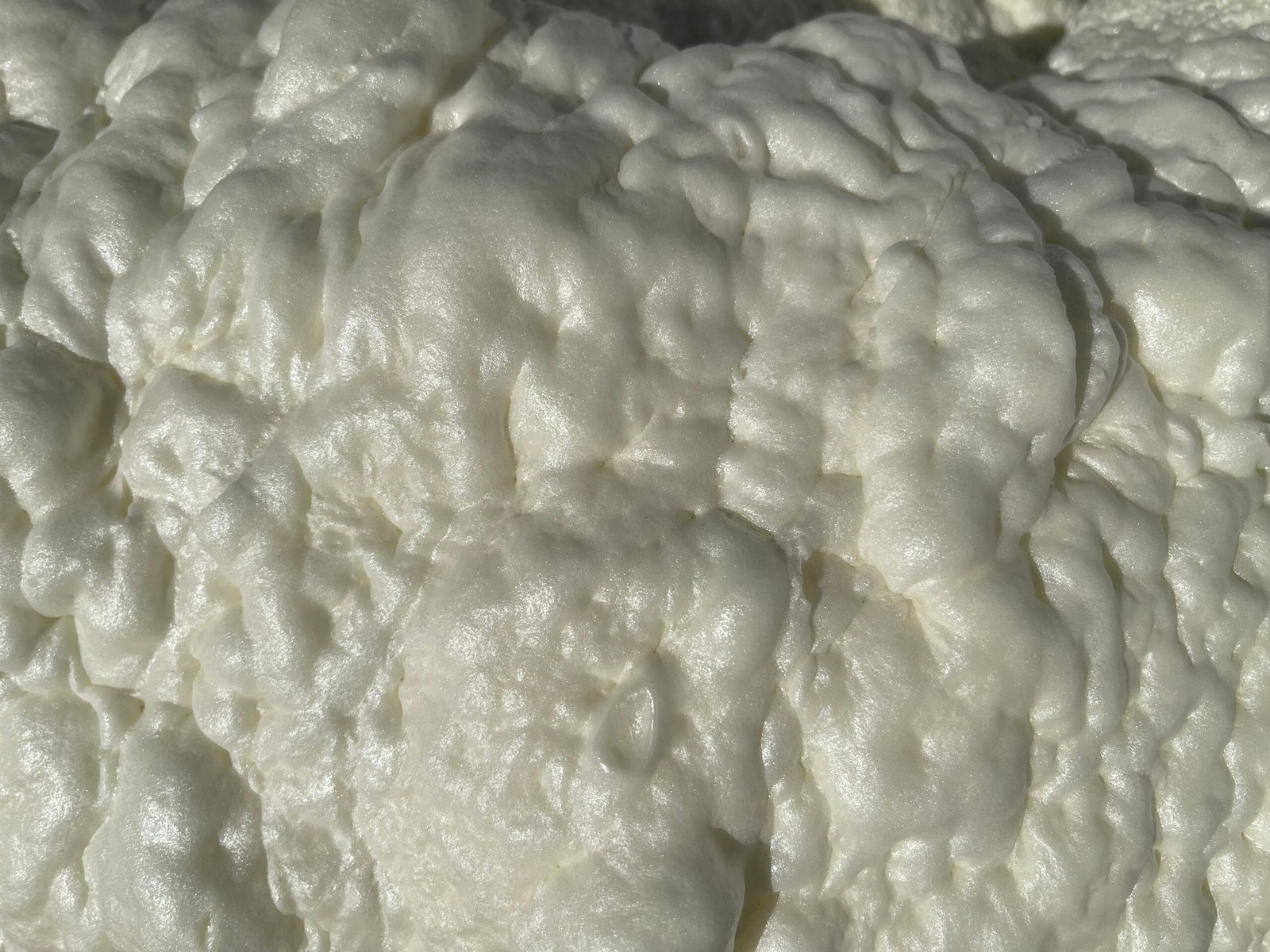 Isolation en mousse polyuréthane : la solution moderne et efficace